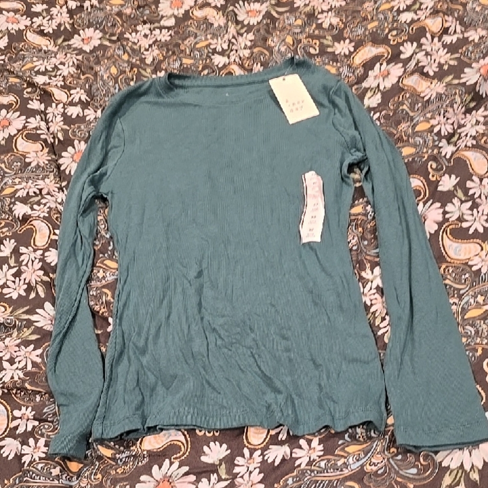 ❤️10/$30 New Green Ribbed Long Sleeve Top